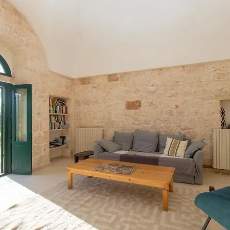 Casa Amahoro * 오스투니